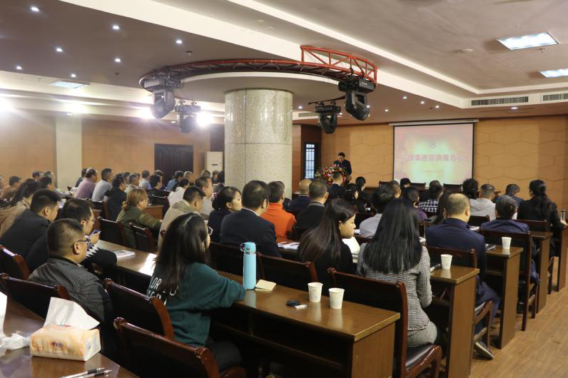 江西長運勞模事跡巡講團(tuán)赴各子公司宣講