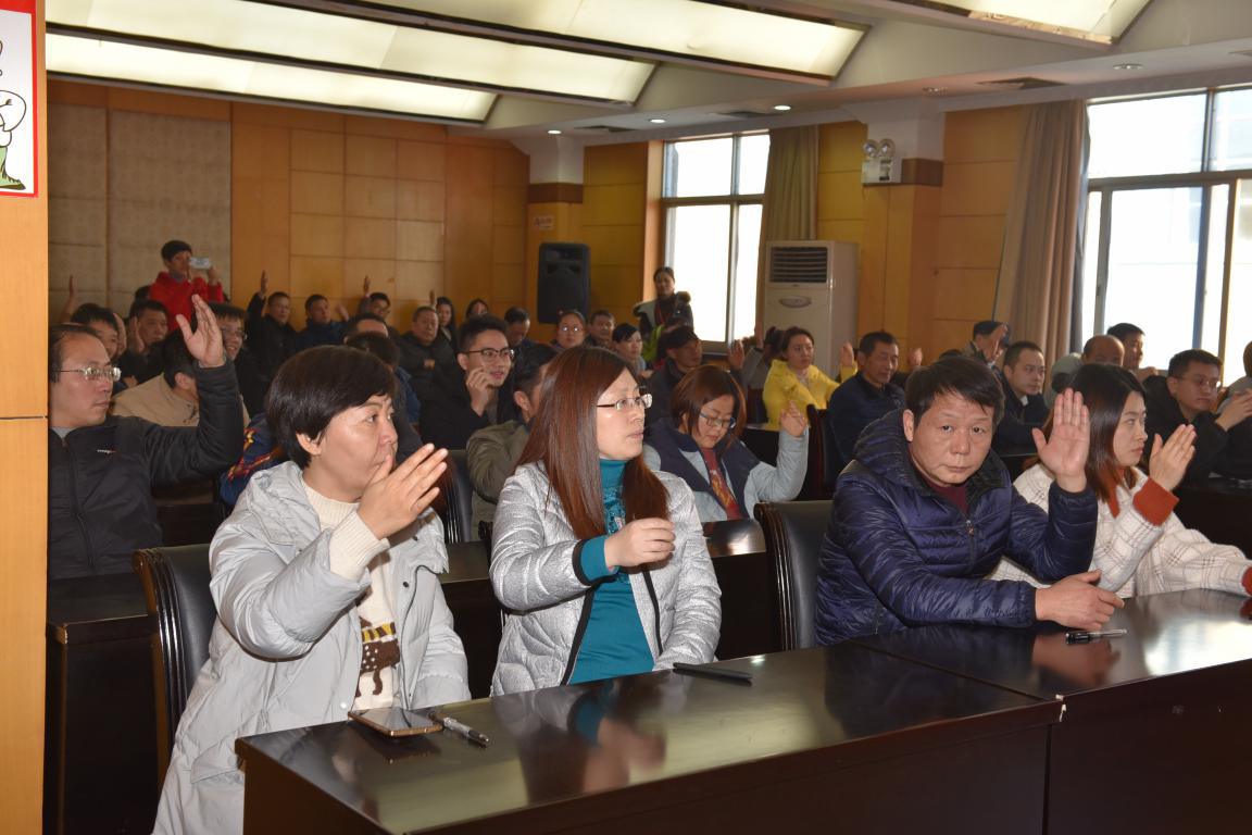 江西長運股份有限公司黨委副書記、董事會秘書吳隼被補選為南昌市西湖區(qū)第十六屆人民代表大會代表