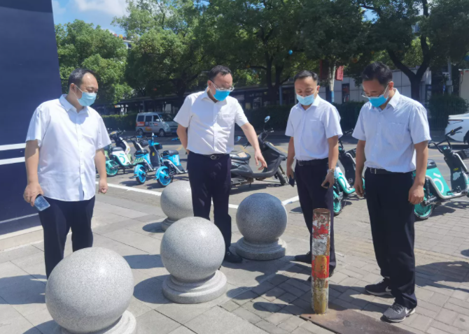 胡維泉、穆孫祥一行督導南昌地區(qū)各子公司文明創(chuàng)建、疫情防控及安全生產(chǎn)工作