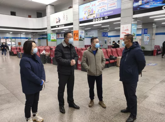 劉磊檢查指導青山客運站、徐坊客運站文明創(chuàng)建等工作