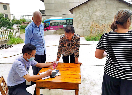 九江長運(yùn):助力開學(xué)季 長運(yùn)來護(hù)航