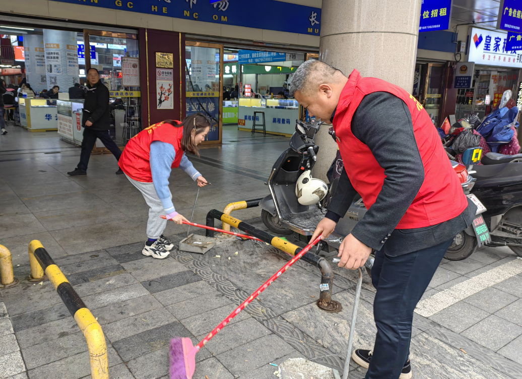 長(zhǎng)運(yùn)物業(yè) 開(kāi)展“學(xué)習(xí)貫徹全國(guó)兩會(huì)精神，奮力實(shí)現(xiàn)一季度精彩開(kāi)局”主題黨日活動(dòng)