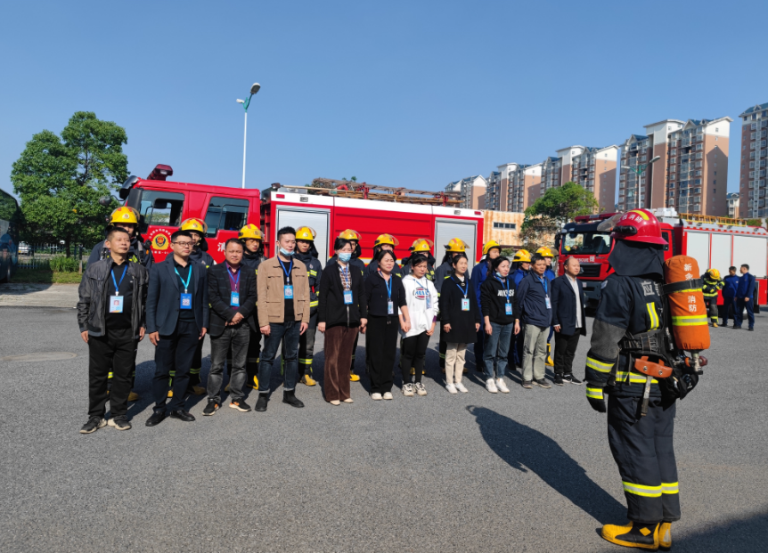 新余長運汽車站開展“五一”節(jié)前消防應急演練
