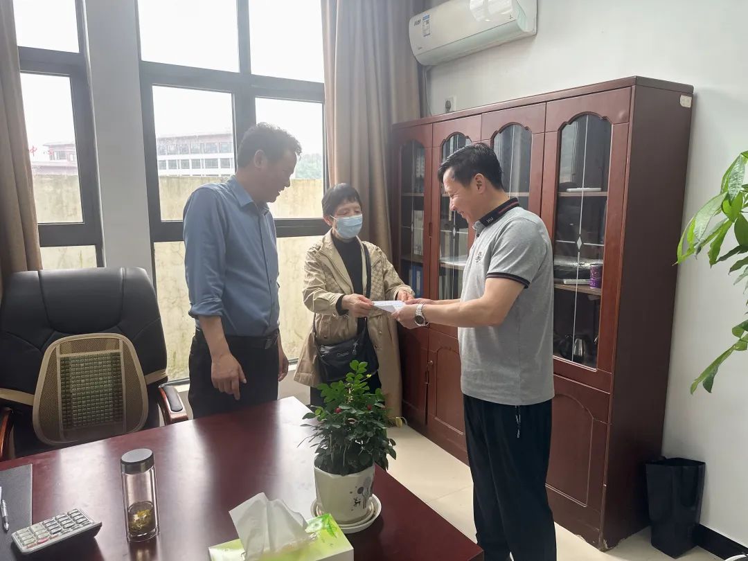 上饒汽運:紙短情長暖人心