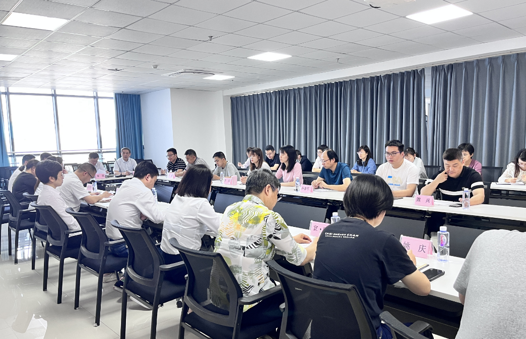 馬鞍山長客：江西長運(yùn)黨委廉政巡察組召開巡察馬鞍山長客落實(shí)全面從嚴(yán)治黨“兩個責(zé)任”座談會