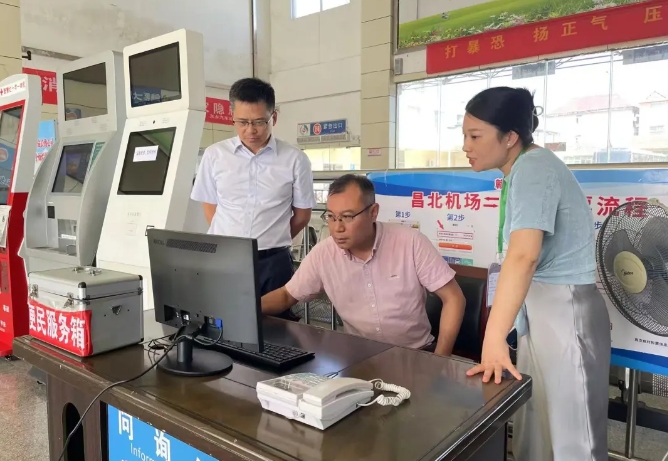 肖良芝督導(dǎo)撫州長運(yùn)、鷹潭公司國慶節(jié)前安全生產(chǎn)工作