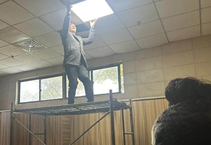 鄱陽(yáng)長(zhǎng)運(yùn) 車站貼心服務(wù)贏贊譽(yù)