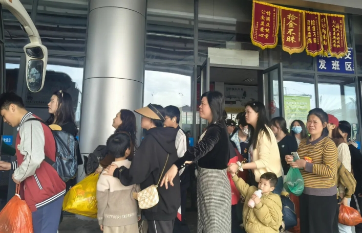 撫州長運：積極應對清明客流高峰全方位保障旅客出行